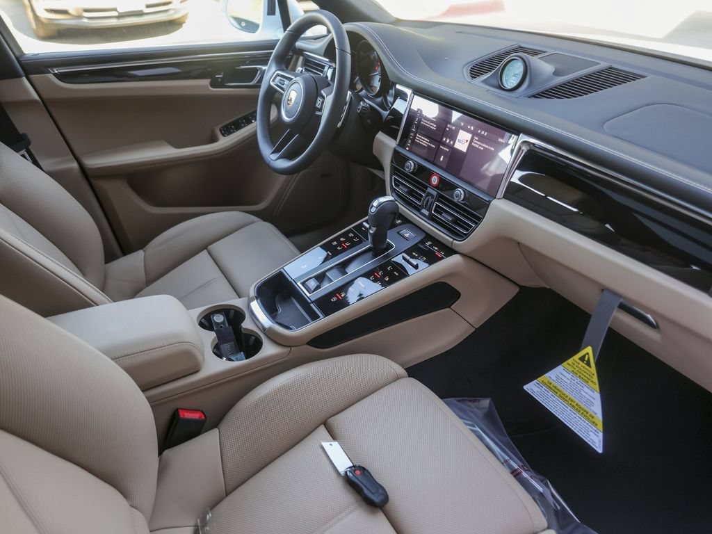 New 2026 Porsche Macan S AWD/4WD image 39