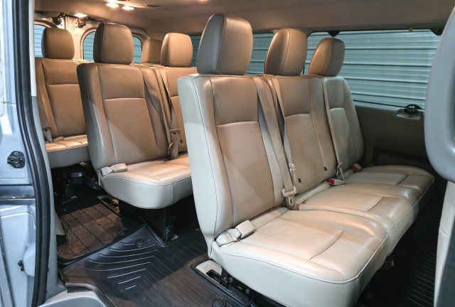 Used 2019 Nissan NV 3500 SL RWD image 13