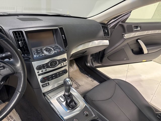 Used 2014 INFINITI Q60 Journey w/ Premium Package image 22