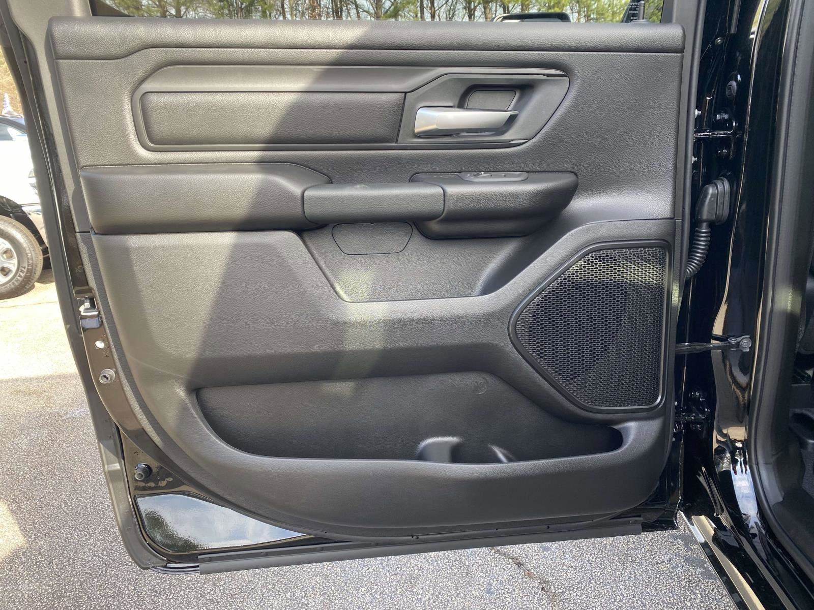 New 2026 RAM 1500 Express image 13