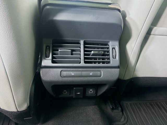 Used 2026 Land Rover Range Rover Evoque S image 25