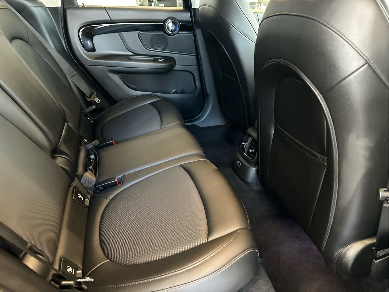 Used 2022 MINI Cooper Countryman S w/ Storage Package image 13