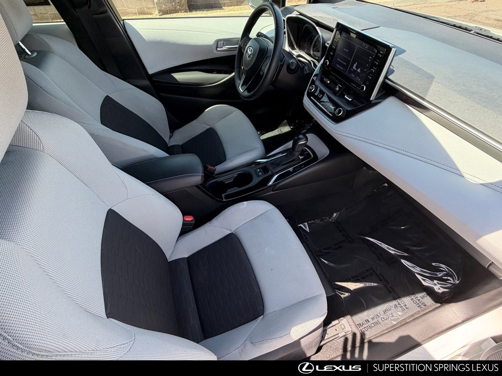 Used 2021 Toyota Corolla SE w/ SE Preferred Package image 12