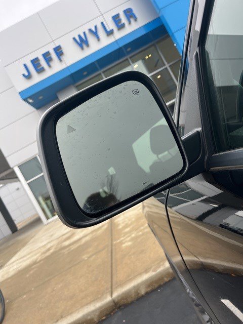 Used 2024 Dodge Durango SXT w/ SXT Blacktop Group image 15