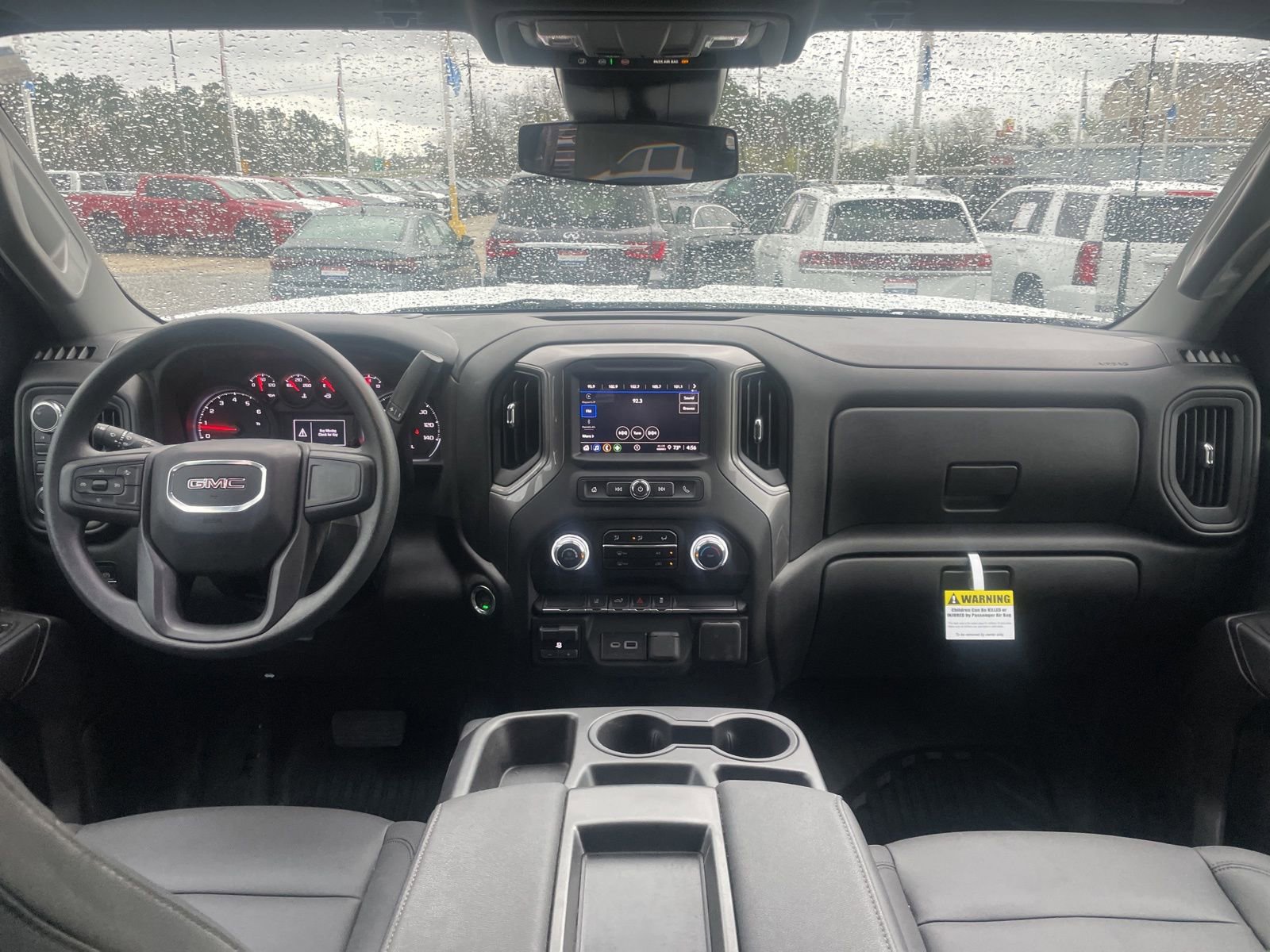 Used 2025 GMC Sierra 2500 Pro w/ Convenience Package image 9