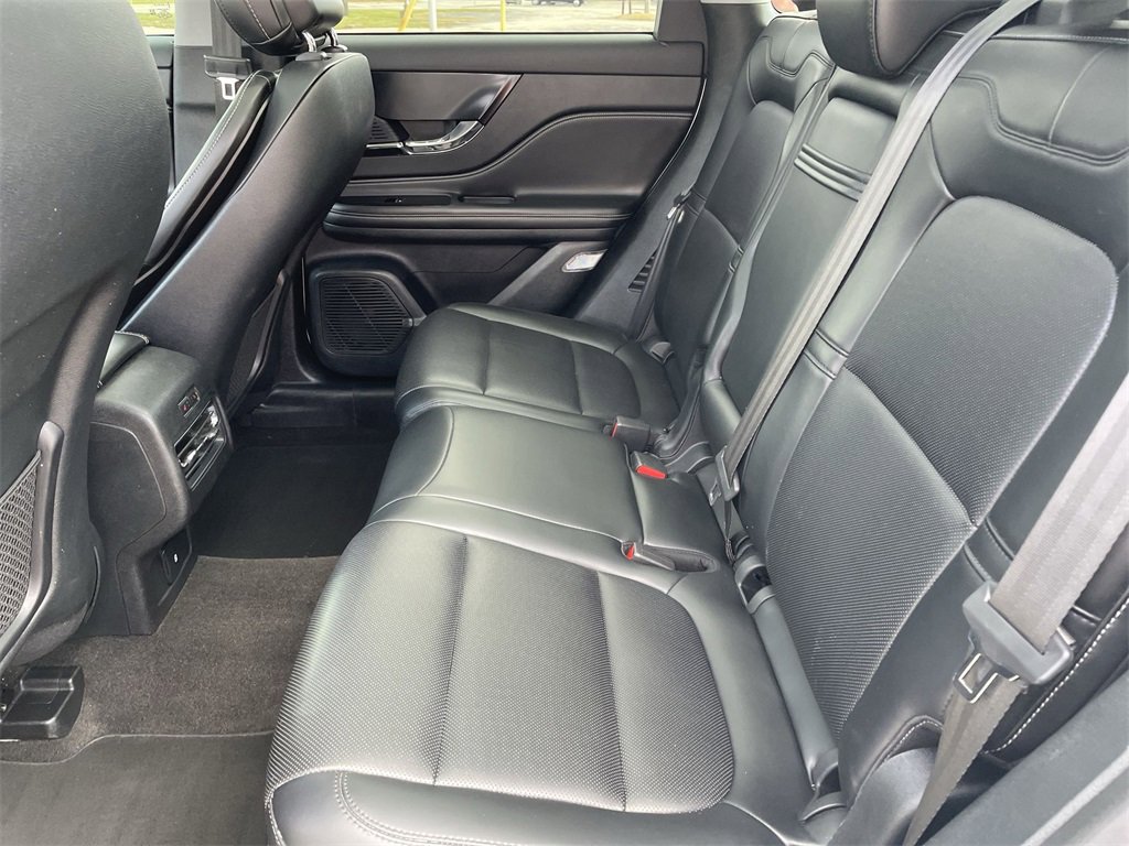 Used 2020 Lincoln Corsair AWD w/ Premium Package image 15