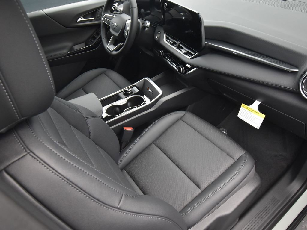 New 2026 Chevrolet Equinox LT w/ Convenience Package II image 11