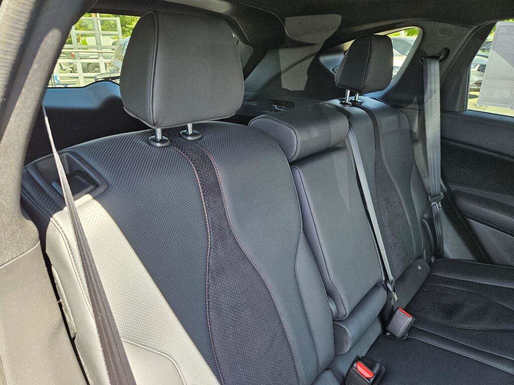 New 2026 Acura RDX w/ Advance Package AWD/4WD image 16