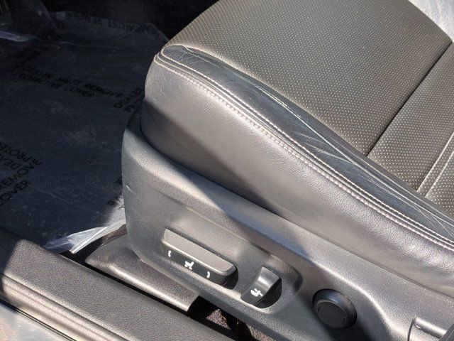 Used 2014 Lexus IS 350 350 w/ Luxury Package w/Gray Wood image 12