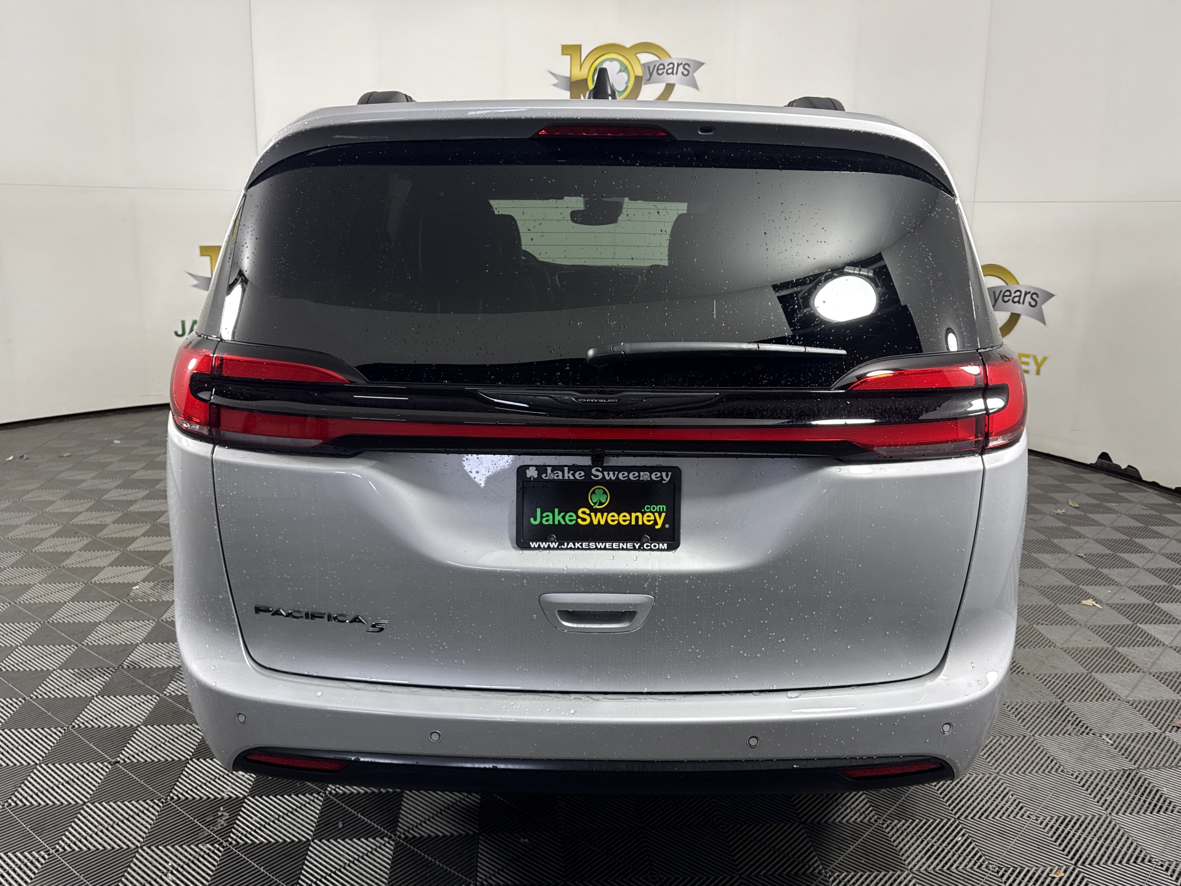 New 2026 Chrysler Pacifica Select w/ S Appearance Package image 6