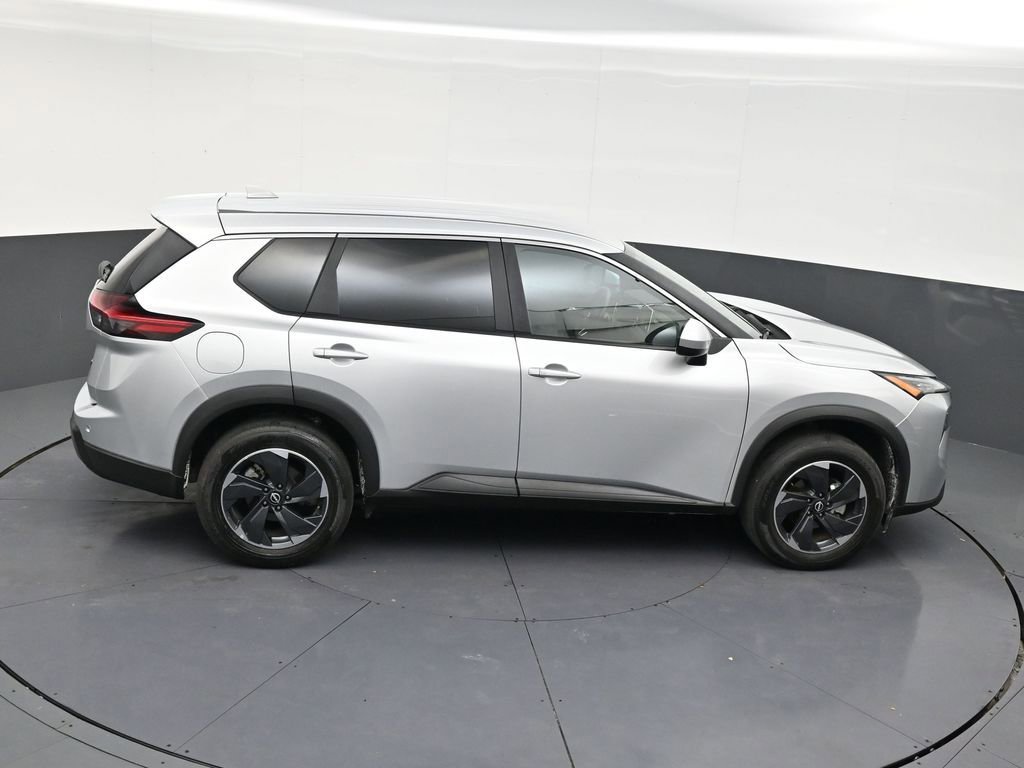 Used 2024 Nissan Rogue SV image 18