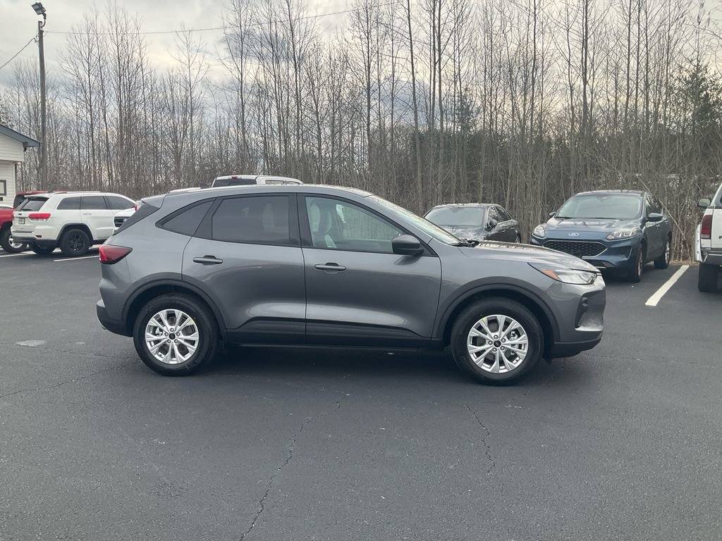 New 2026 Ford Escape Active w/ Tech Pack #1 FWD image 4