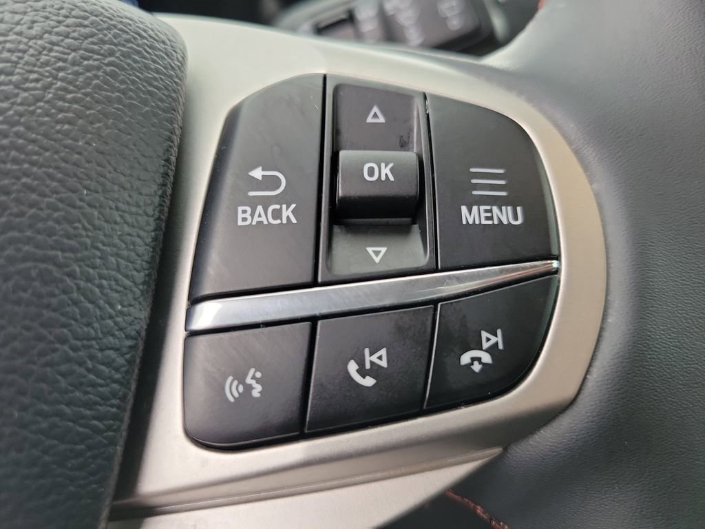 Certified 2025 Ford Explorer Active RWD image 27