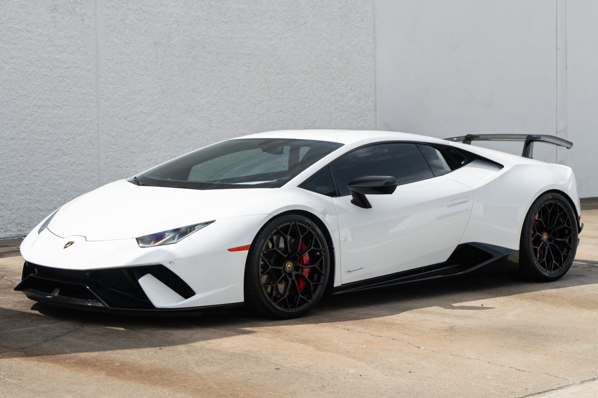 Used 2018 Lamborghini Huracan Performante image 7