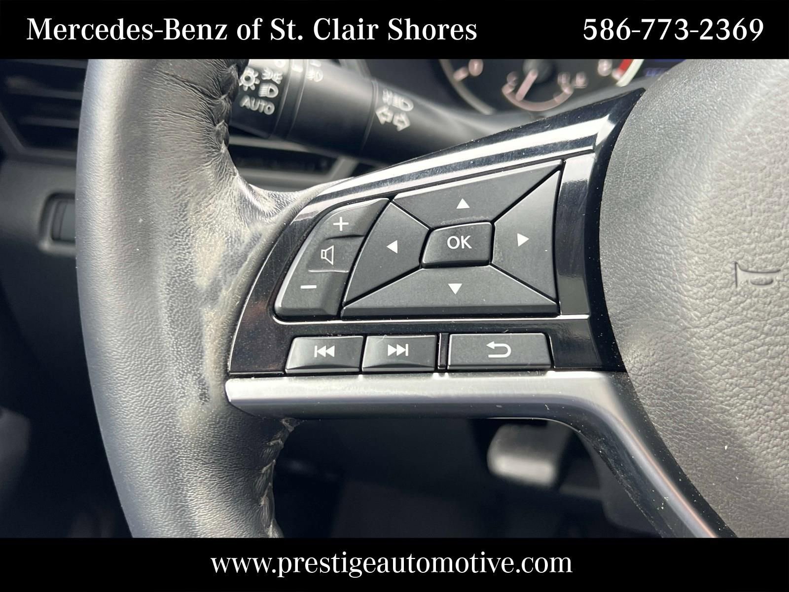 Used 2020 Nissan Altima 2.0 Platinum FWD image 32