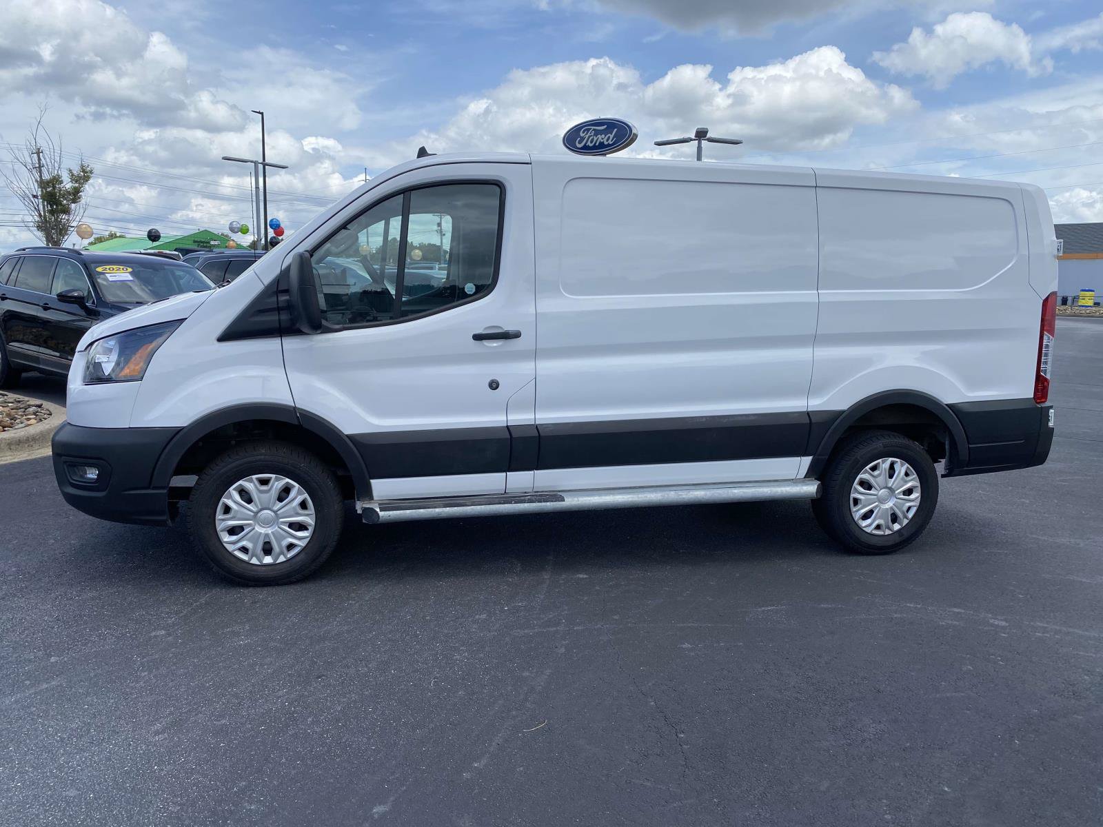 Certified 2025 Ford Transit 250 Low Roof w/ Exterior Upgrade Package RWD image 4