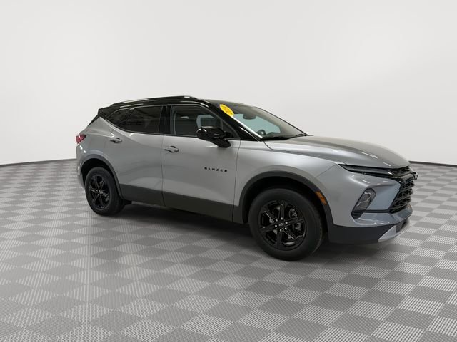 Certified 2024 Chevrolet Blazer LT w/ Convenience Package FWD image 13