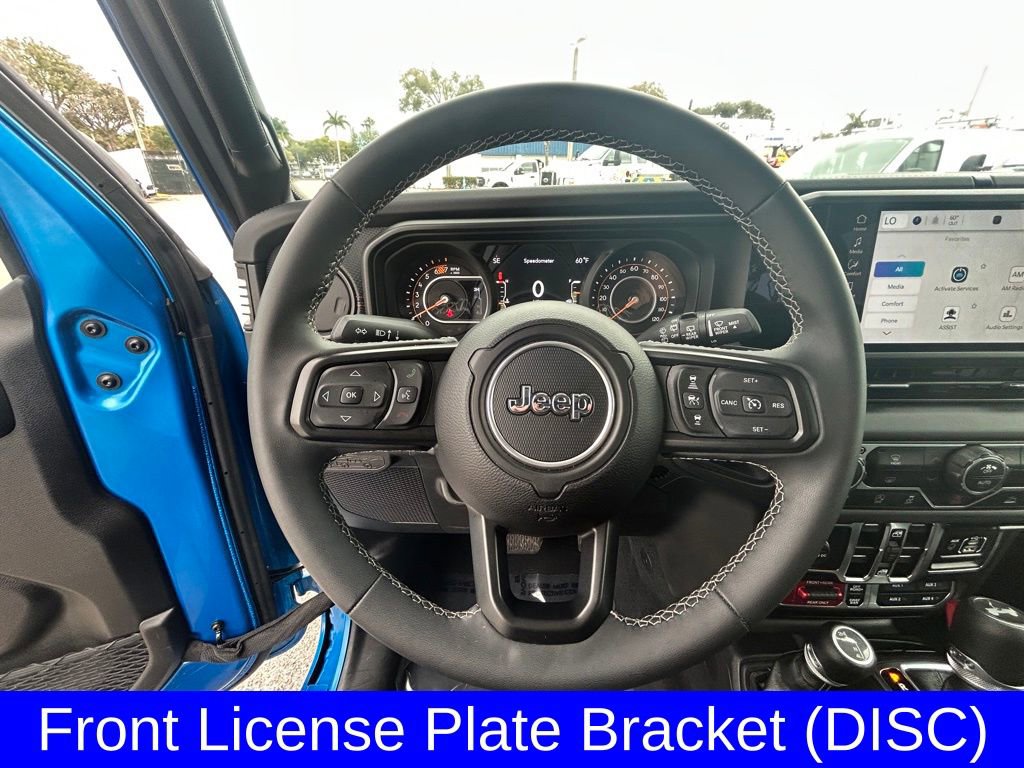 Used 2025 Jeep Wrangler Unlimited Rubicon image 14