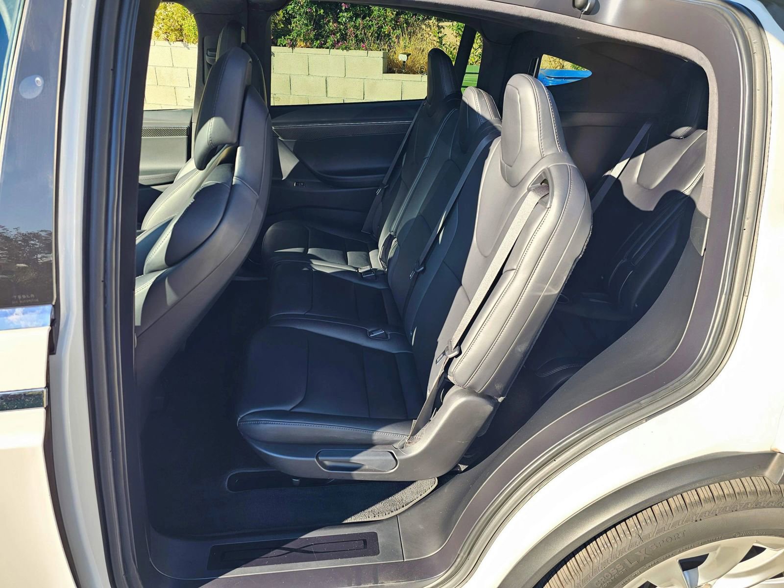 Used 2017 Tesla Model X 75D image 7