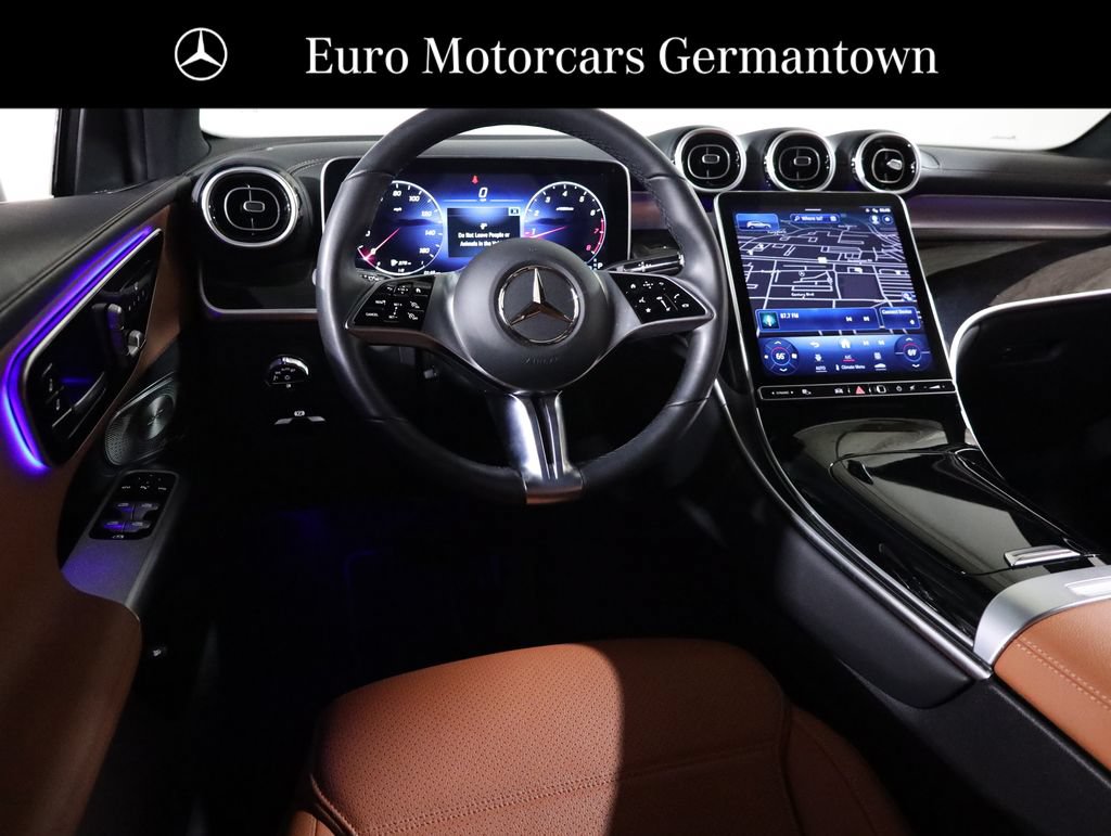Used 2024 Mercedes-Benz GLC 300 4MATIC image 37