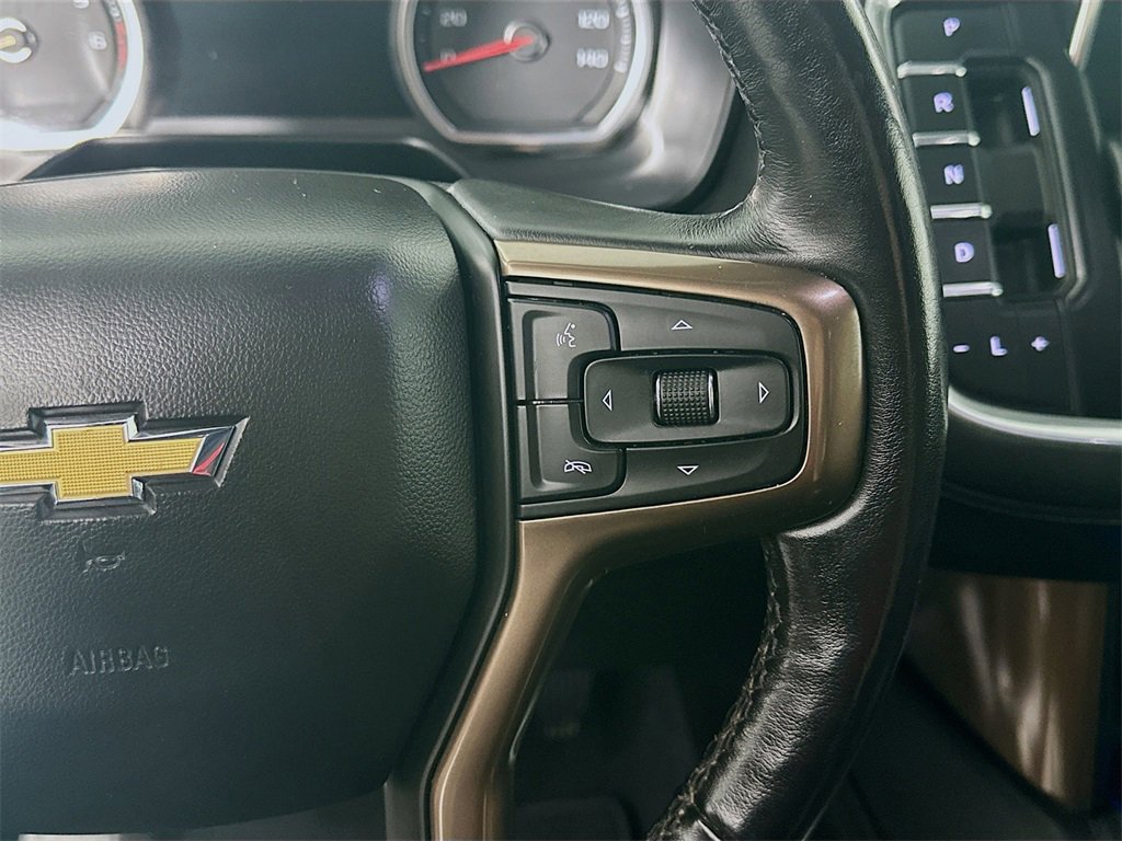 Used 2021 Chevrolet Suburban High Country w/ Premium Package image 27