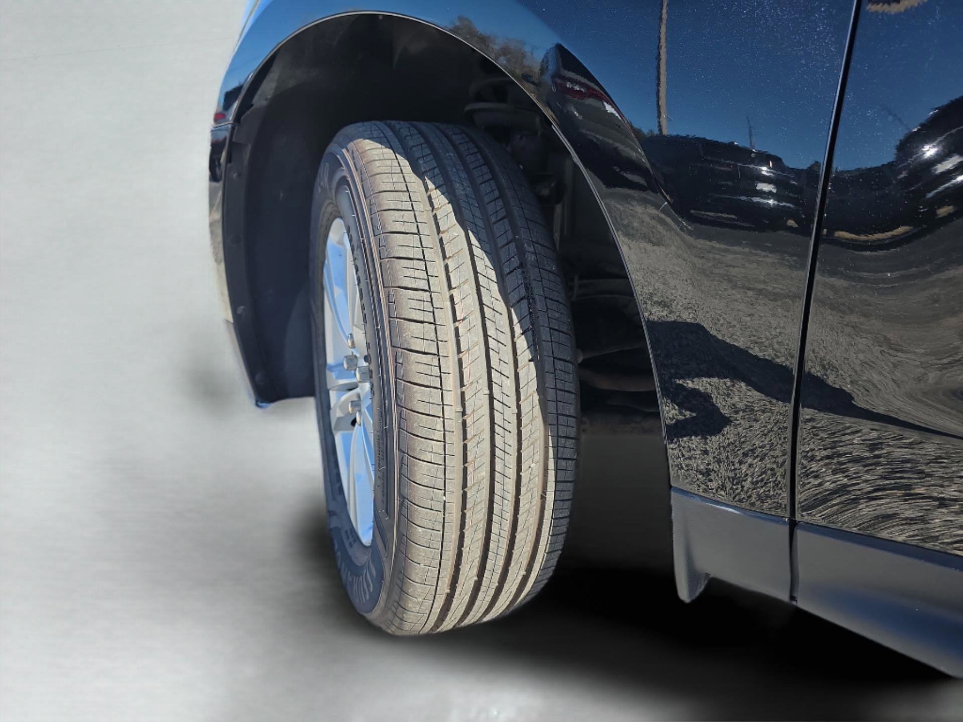 Used 2017 Chevrolet Equinox LS image 35