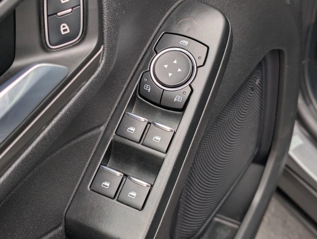 Used 2024 Ford Escape SE FWD image 20