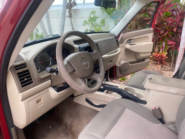 Used 2010 Jeep Liberty Sport w/ Popular Equipment Group image 38