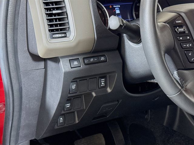 Used 2024 Nissan Frontier SV w/ SV Convenience Package RWD image 8