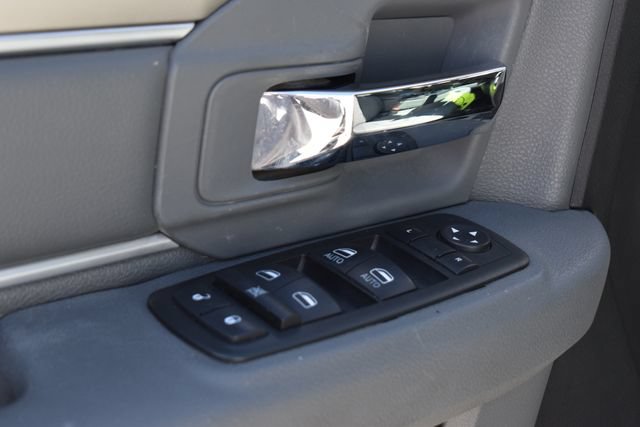 Used 2014 RAM 2500 SLT AWD/4WD image 14
