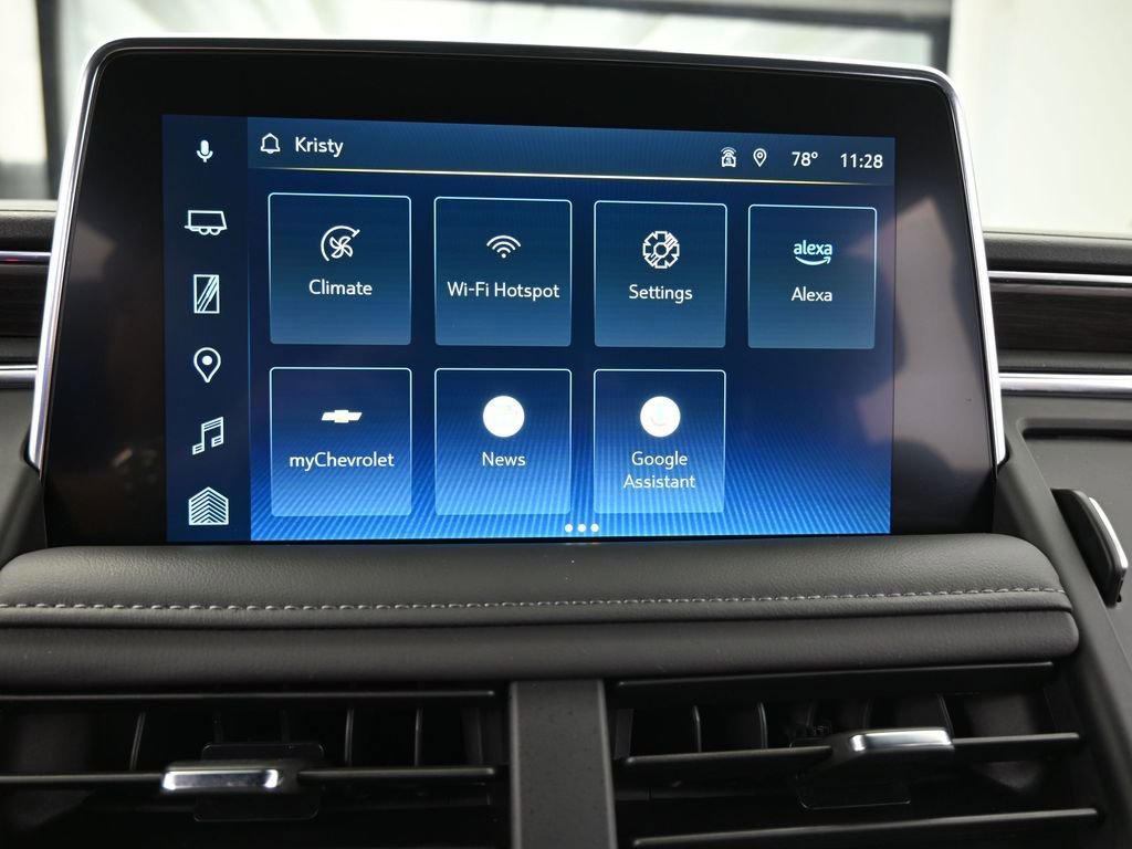 Used 2024 Chevrolet Suburban LT image 24