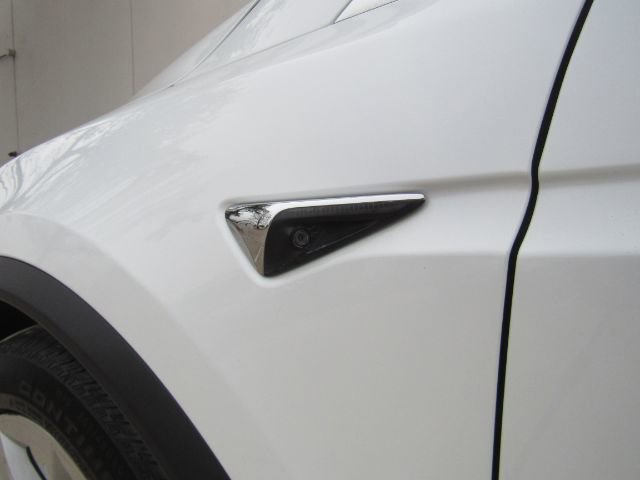 Used 2018 Tesla Model X 100D image 25