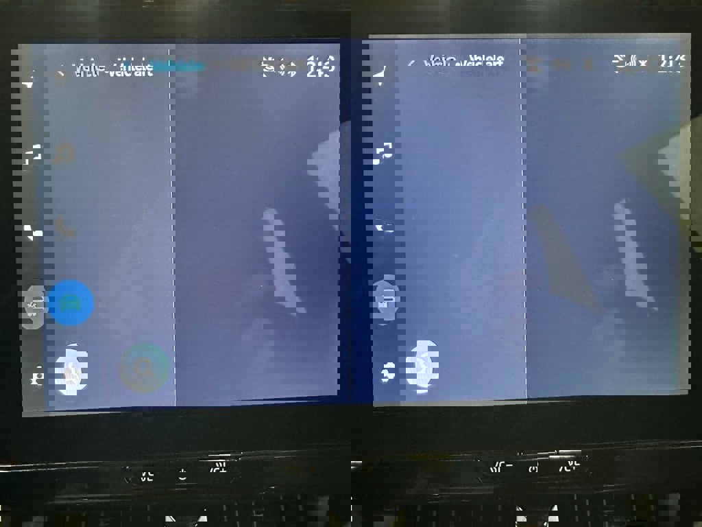 Used 2025 Toyota Corolla XSE image 32