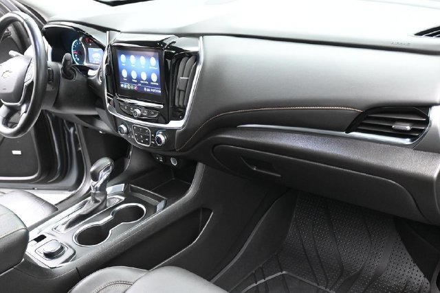 Used 2021 Chevrolet Traverse LT w/ LT Premium Package FWD image 35