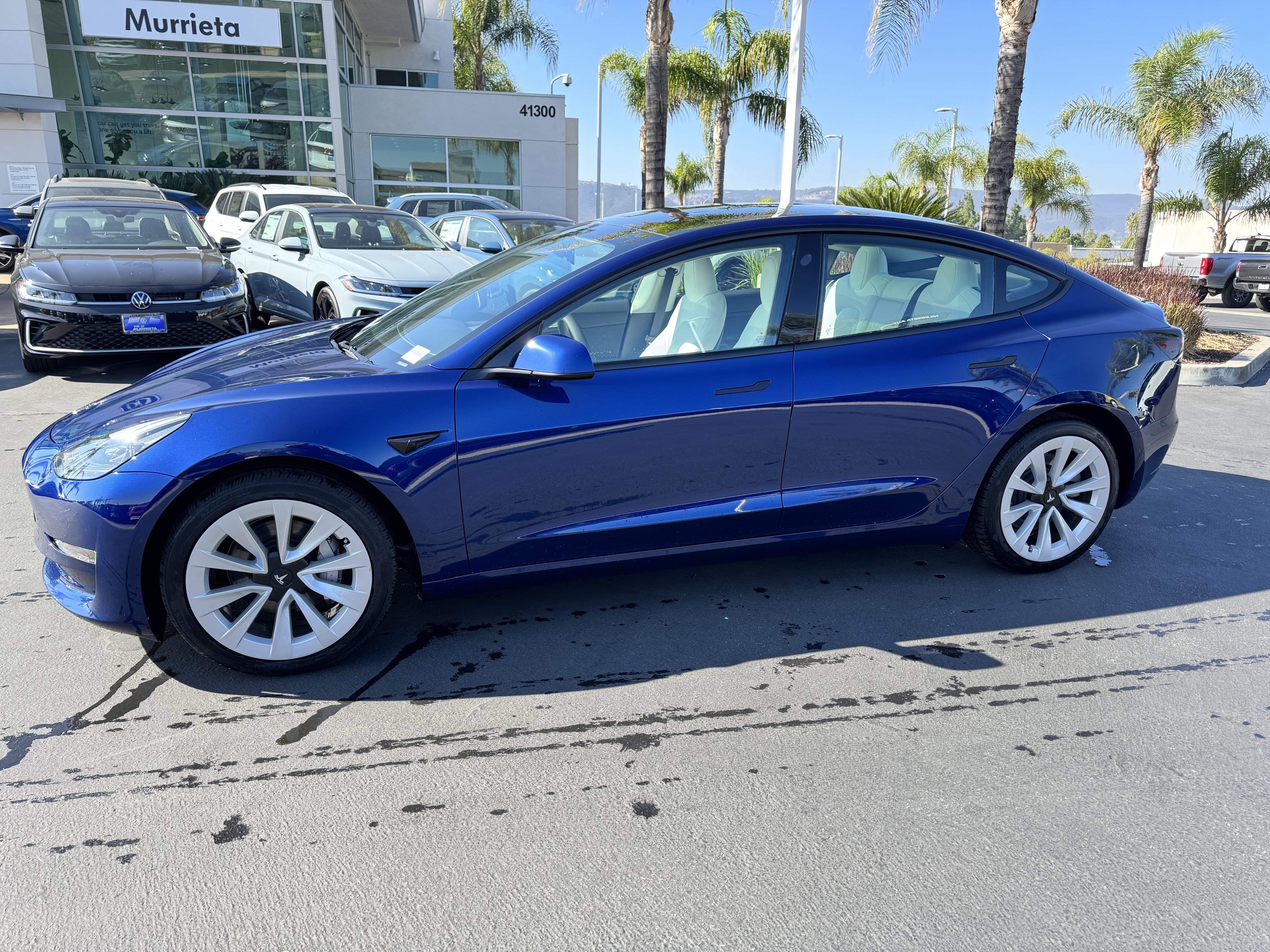 Used 2023 Tesla Model 3 Standard Range image 7