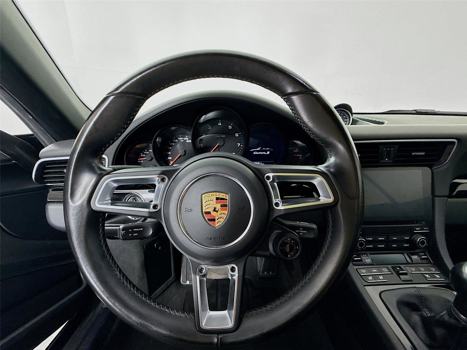 Used 2018 Porsche 911 Carrera S image 19