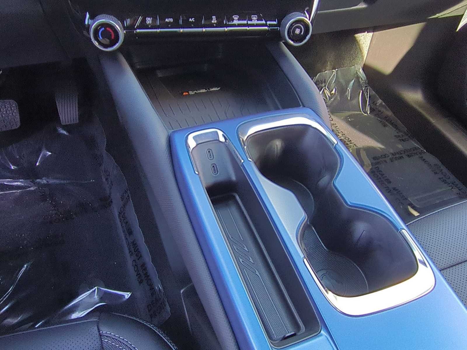 New 2026 Chevrolet Equinox EV LT AWD/4WD image 18