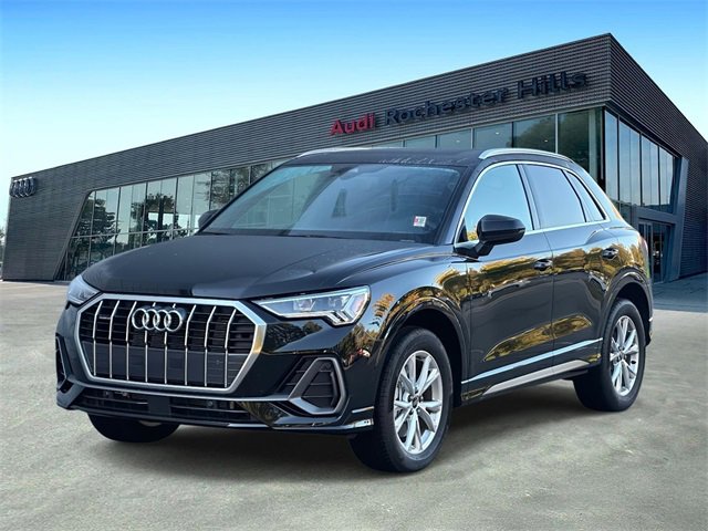 Certified 2025 Audi Q3 2.0T Premium Plus w/ Premium Plus Package
