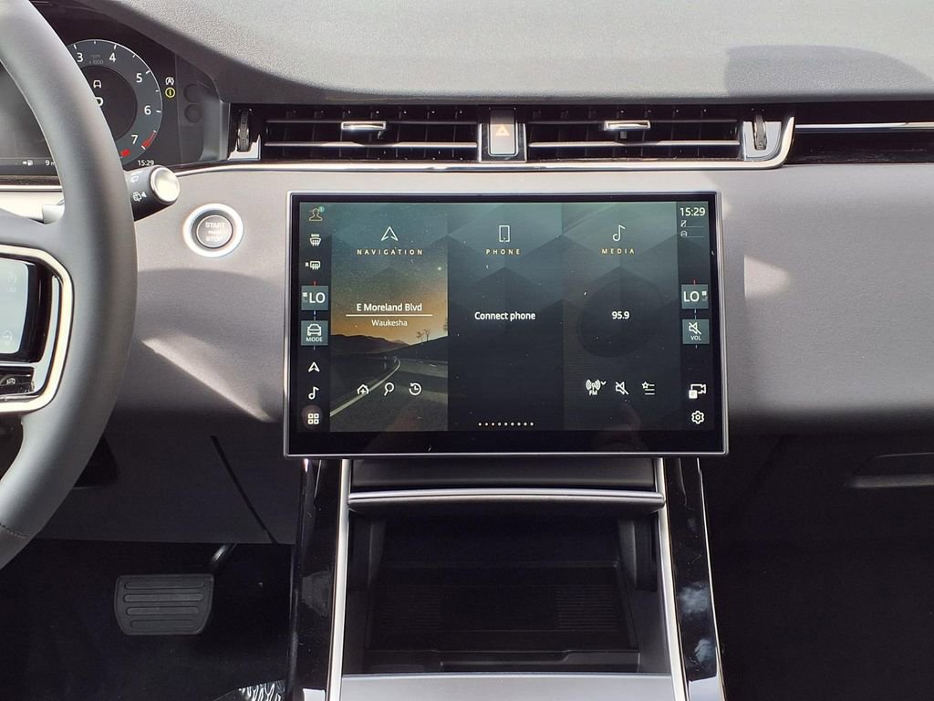 New 2026 Land Rover Range Rover Evoque S AWD/4WD image 17
