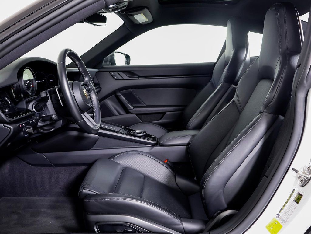 Certified 2024 Porsche 911 Carrera T image 5