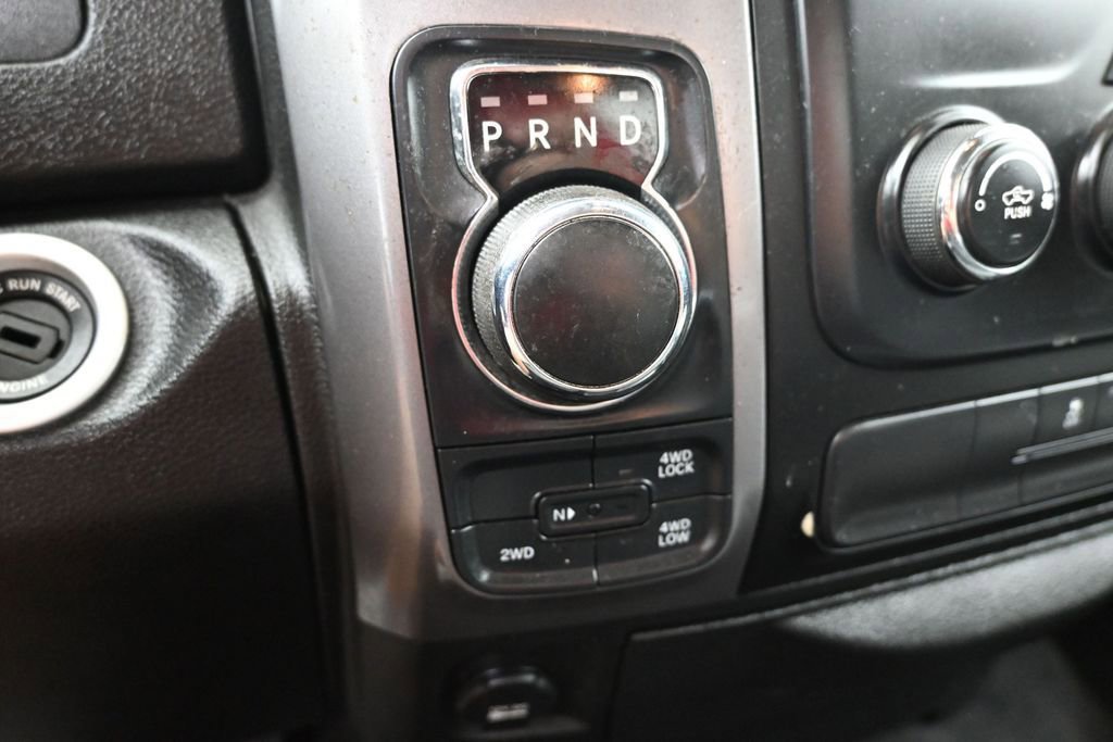 Used 2022 RAM 1500 Classic SLT AWD/4WD image 19