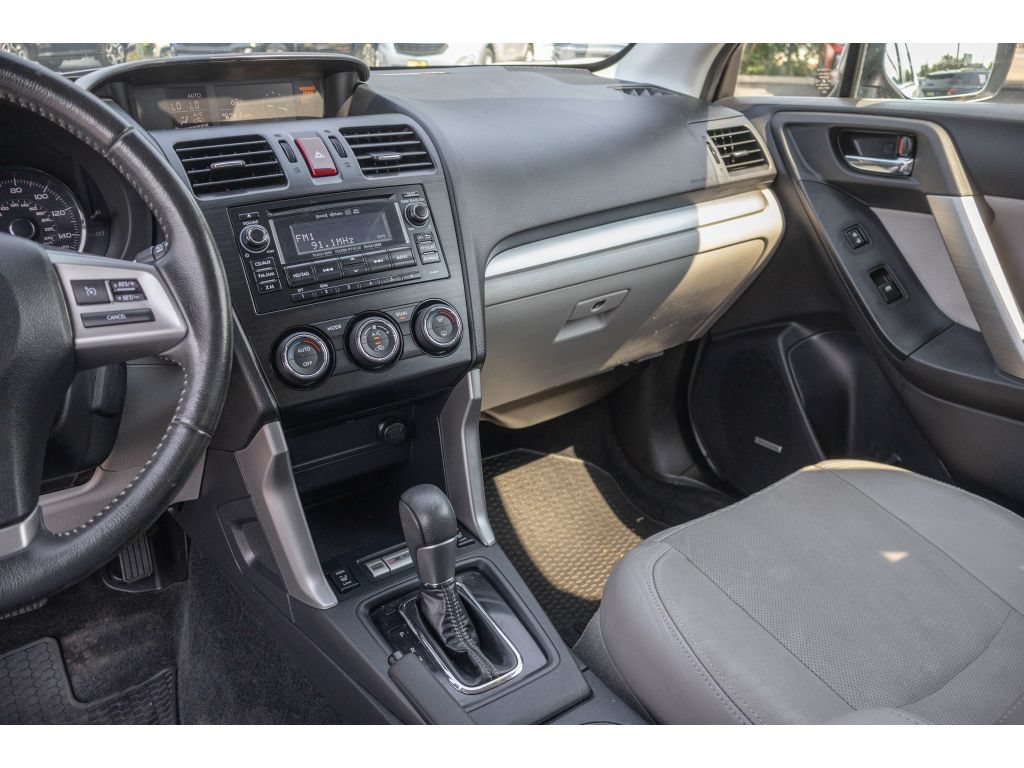 Used 2015 Subaru Forester 2.5i Touring w/ Popular Package #2 AWD/4WD image 19