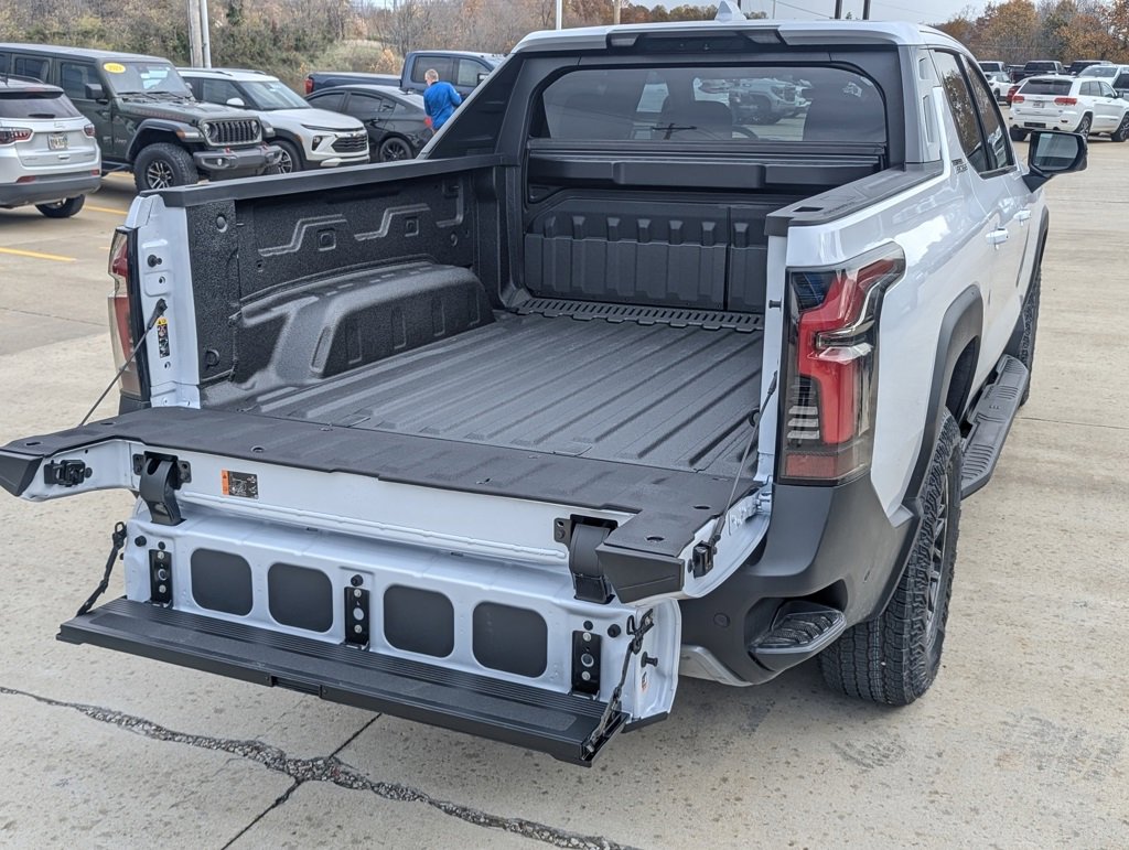 New 2026 Chevrolet Silverado EV Trail Boss image 14