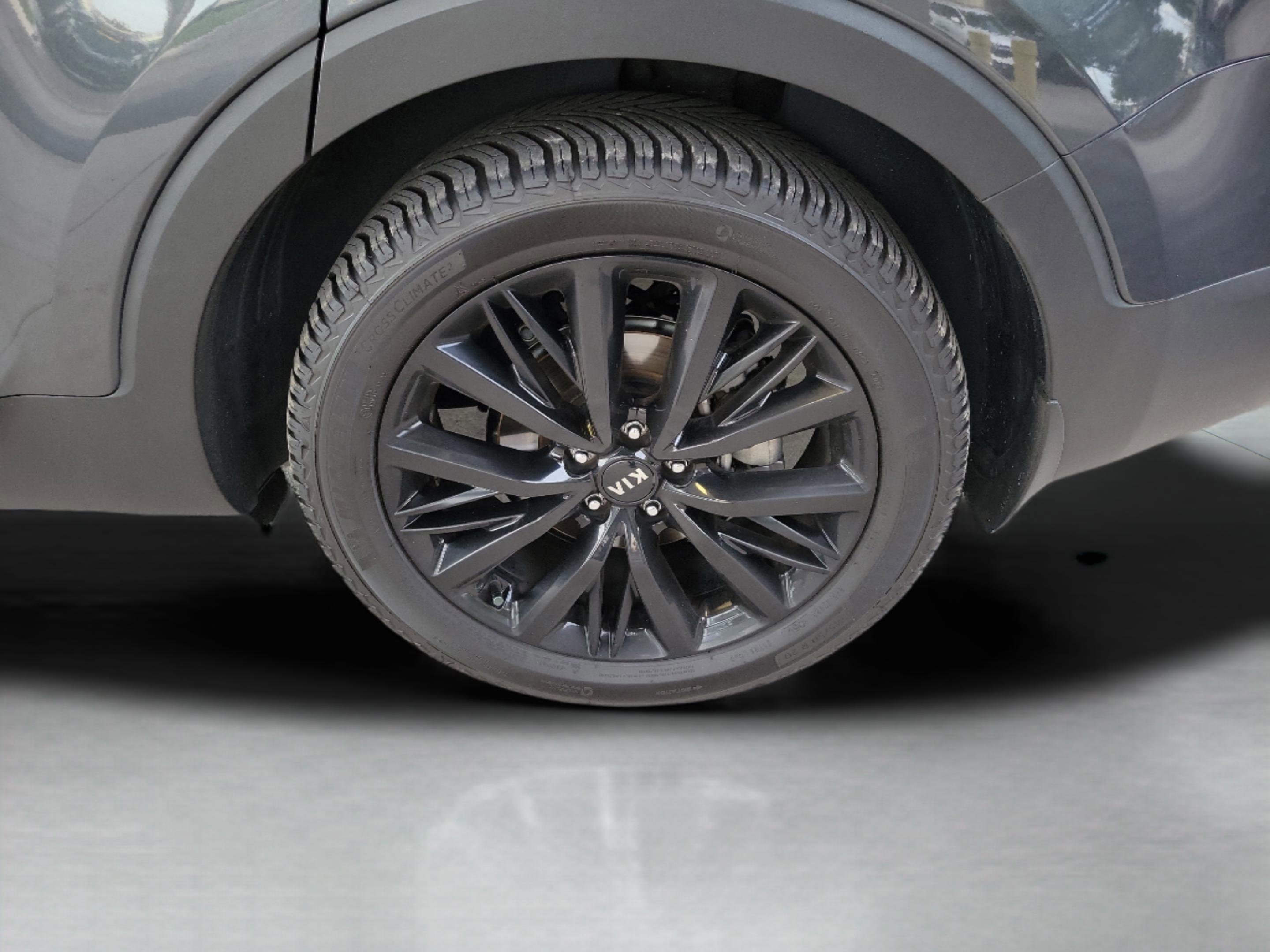 Used 2020 Kia Telluride SX FWD image 30
