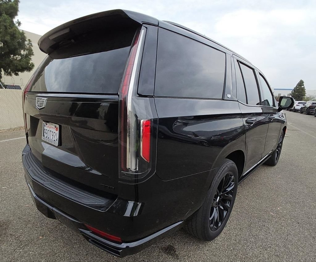 Used 2022 Cadillac Escalade Sport w/ Touring Package RWD image 9