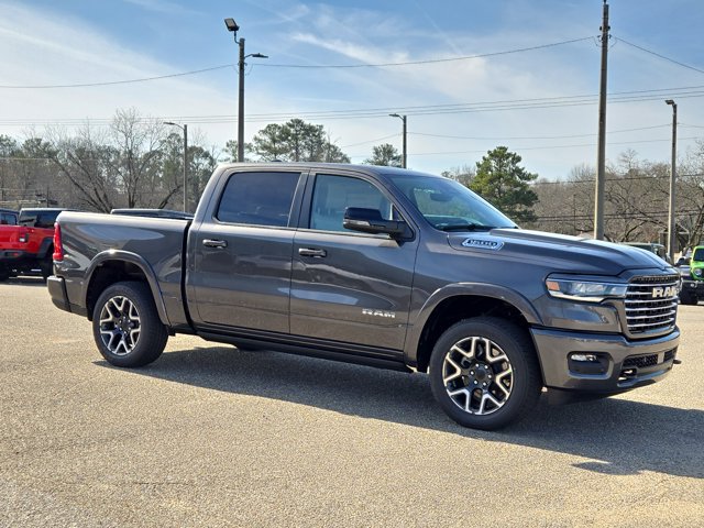 New 2026 RAM 1500 Laramie AWD/4WD image 10