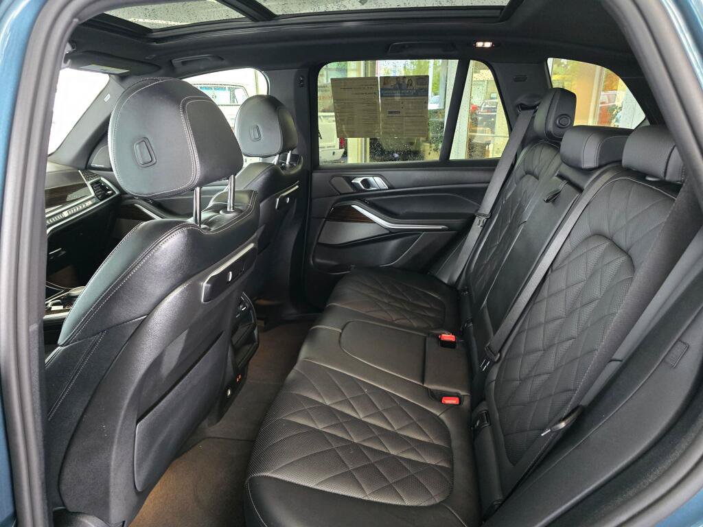 Used 2026 BMW X5 xDrive40i AWD/4WD image 37
