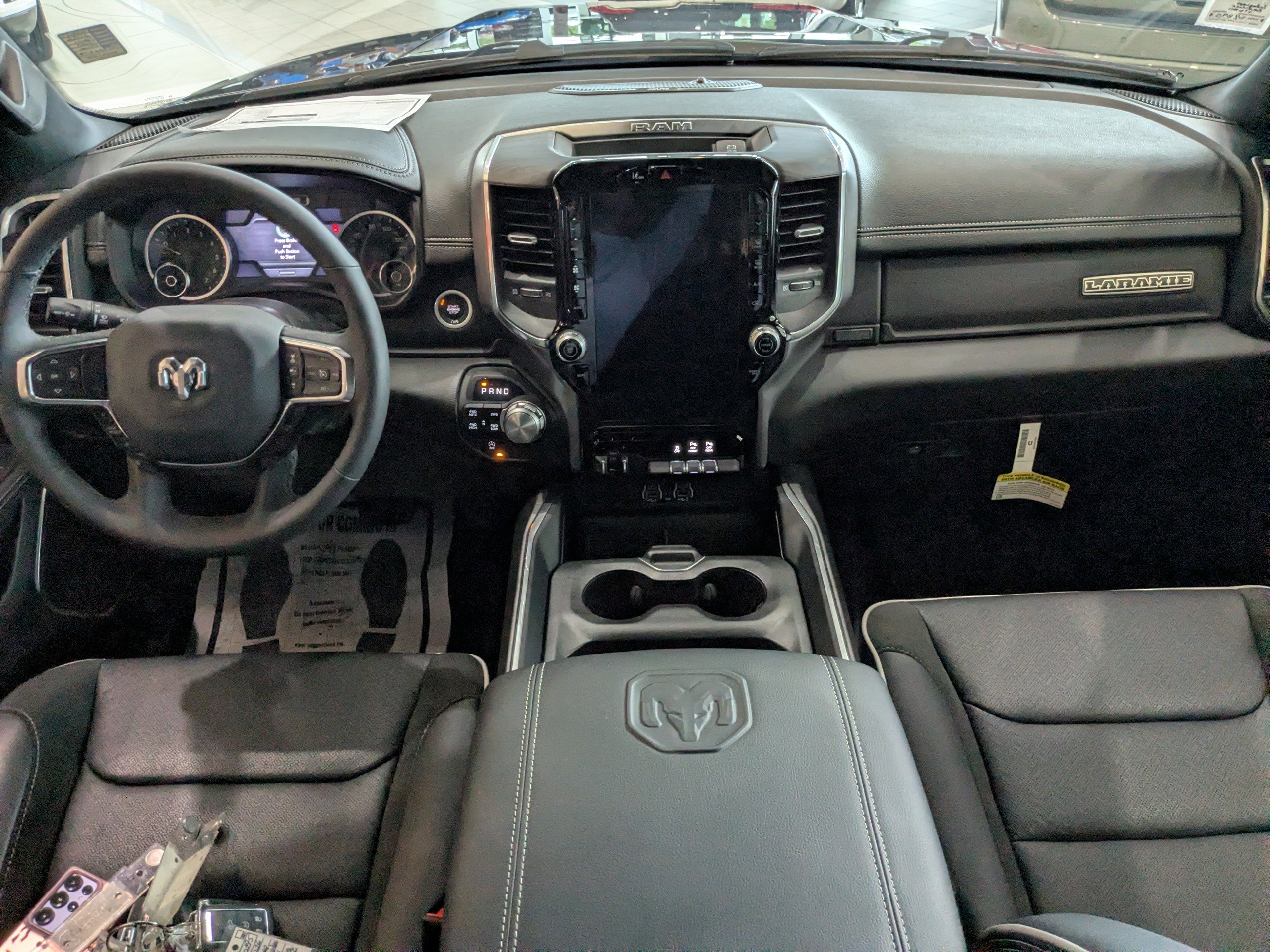 New 2026 RAM 1500 Laramie AWD/4WD image 13