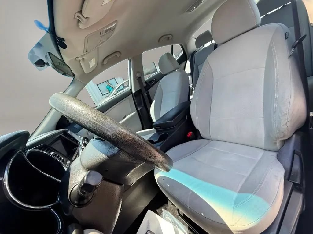 Used 2012 Kia Optima LX FWD image 11