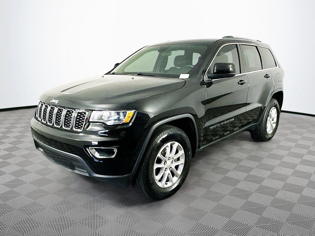 Certified 2021 Jeep Grand Cherokee Laredo w/ Security & Convenience Group AWD/4WD image 6